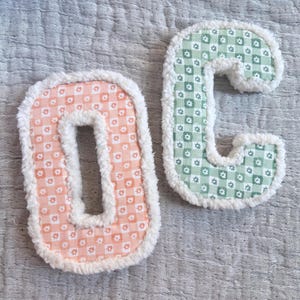 Placa de letras para bebês, decoração de quarto de berçário, exibição de nome, presente infantil para sala de batizado, arte, quadro de letras, presente para recém-nascido, nome do quarto, bebê
