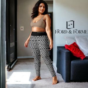 Geometric Pattern High Waisted Leggings | Printed Yoga Gym Leggings | Workout Pants | Fitness Trousers | Spandex Leggings | Sports Tights
