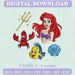 Puede incluir: Diseño de bordado de descarga digital con una sirena pelirroja, un cangrejo rojo, un pez amarillo y azul, una concha azul y un tridente dorado. Texto: DIGITAL DOWNLOAD, 5 SIZES: 10 - 20 cm, HUS - DST - PES - VP3 - XXX - JEF - EXP.