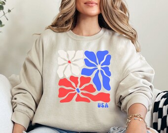 America Flower Crewneck, American Girl Sweatshirt, USA Floral Tee, USA Flag Flower Shirt, Retro USA Tee, 4th of July Gift, Election Day Tee