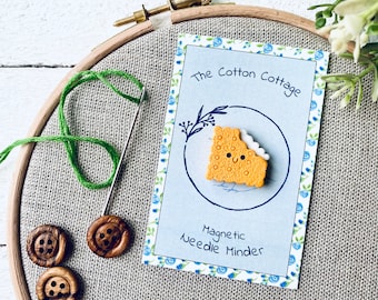 Cute Biscuit Magnetic Needle Minder | Sewing Embroidery Gift
