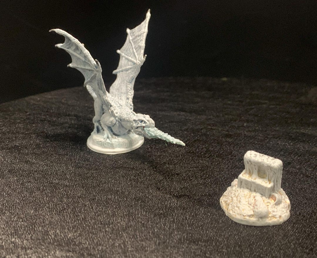 White Dragon Wyrmling Miniature Painted for TTRPG - Etsy