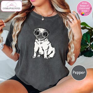 Comfort Colors® Cool Pug Dog T-Shirt - Funny Sunglasses Puppy Graphic Tee for Dog Lovers - Unisex Oversized Cute Pet Illustration Shirt