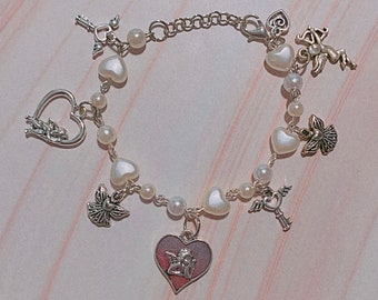 Ivory Pearl Elegant Coquette Y2K Pearl Bracelets, Heart Beaded Silver and Gold Chain Link Charm Bracelets, Heart Charm Bracelet, Mothers day