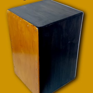 Flamenco Cajon with galactico lights image 3