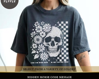 Camiseta con calavera y flores retro "Fuck Trump Morse Code Comfort Colors®", camiseta activista de Halloween, protesta anti-Trump, rebelión no violenta