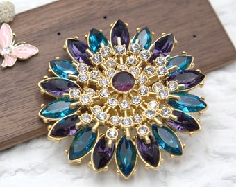 Broche Regal Sunburst avec pierres précieuses tchèques et accents de cristal/Broche vintage/Bijoux vintage/Broche tournesol/Broche en cristal/Broche étoile