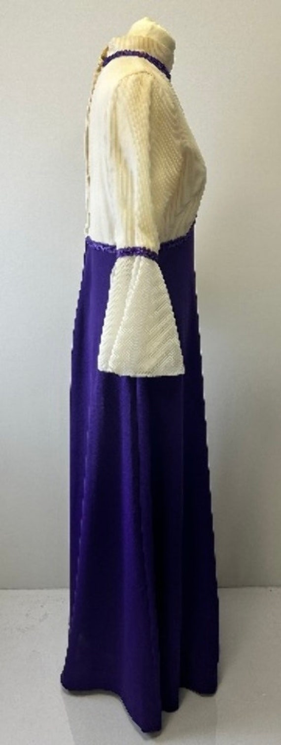 Vintage 1970s Dress Purple Cream 1960s Flowy Slee… - image 4