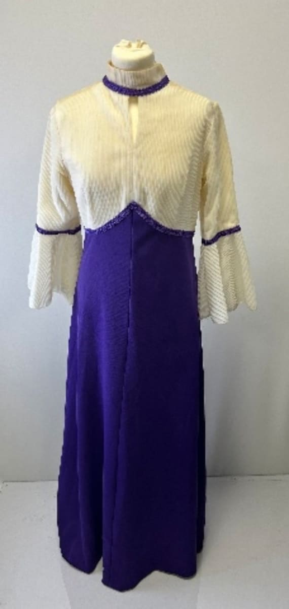 Vintage 1970s Dress Purple Cream 1960s Flowy Slee… - image 1