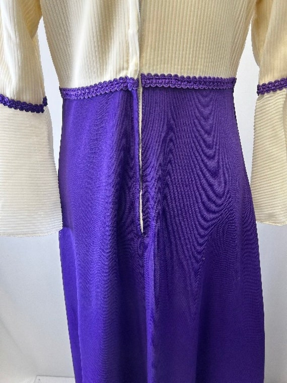Vintage 1970s Dress Purple Cream 1960s Flowy Slee… - image 7
