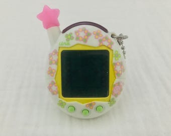 SKU TB F6 Tamagotchi Connection Pink V4.5 Ura Pretend Plus