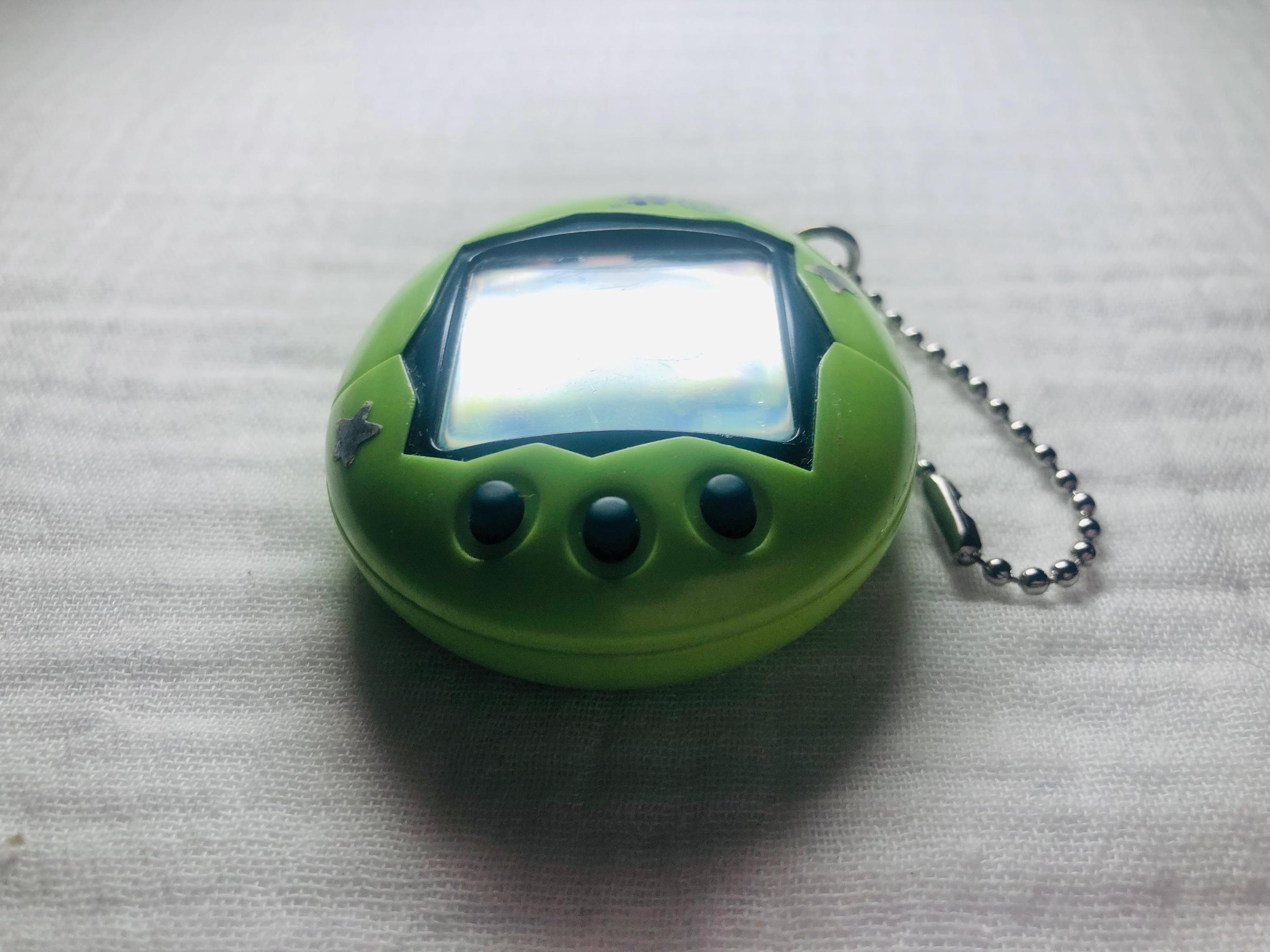 Tamagotchi Connection V1 Plus: Zielona Koniczyna - Etsy Polska