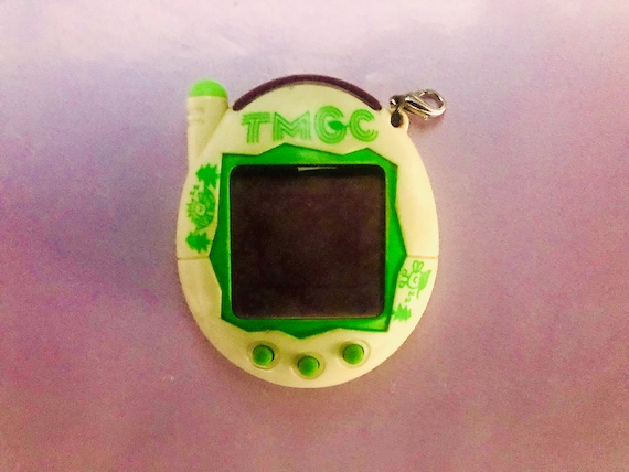 Tamagotchi Connection Keitai (japanese V3): Akai Natural White - Etsy
