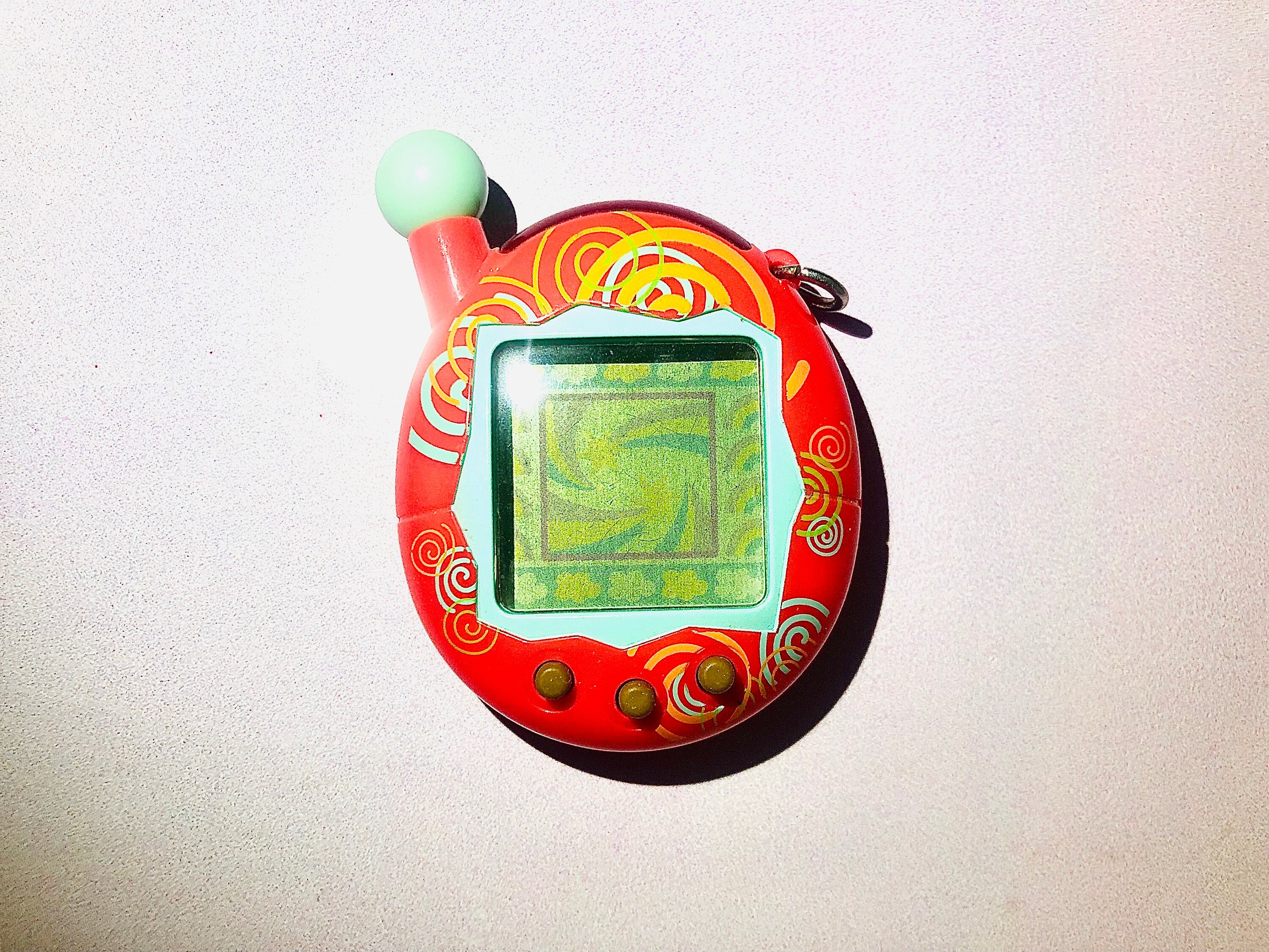 も*し様 BANDAI Tamagotchi Connection V4 イエロ NEW] Tamagotchi Connection (Japanese Model) 2nd Edition 2024