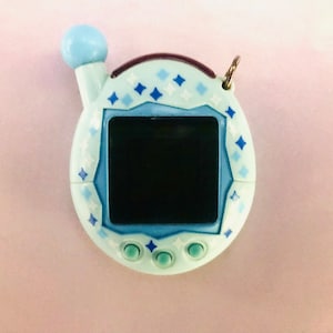 Tamagotchi v4 - Etsy 日本
