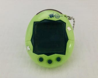 たまごっちコネクション v3 日本版 グリーン / GC 06 - Etsy 日本