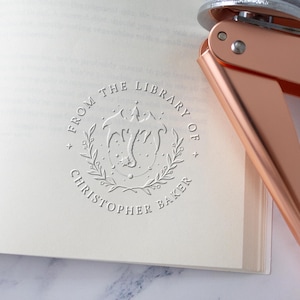 Gepersonaliseerde boekembosser, aangepaste boekstempel, bibliotheekreliëfstempel, uit de bibliotheek van, Ex Libris-stempel, cadeau boekenliefhebber