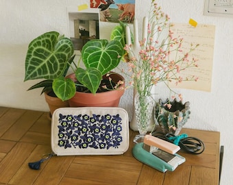 Ukrainian Flowers Drawer Pouch Áne - Hobonichi Techo 2026 - Drawer Lineup