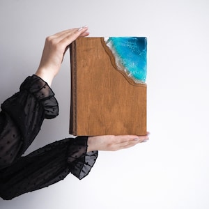 Hardcover Traumtagebuch mit Epoxidharz Meereswelle, Küstenbuch mit Holzeinband, handgemachtes maritimes Skizzenbuch Geschenk für sie 4/7