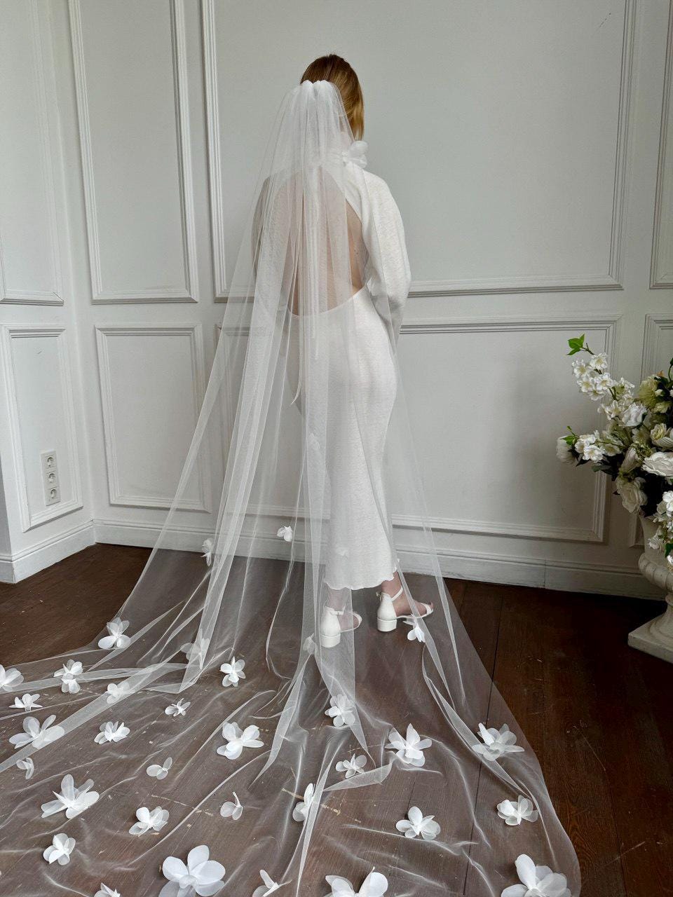 Ivory Wedding Veil with 3D Handmade Flowers - Single Layer