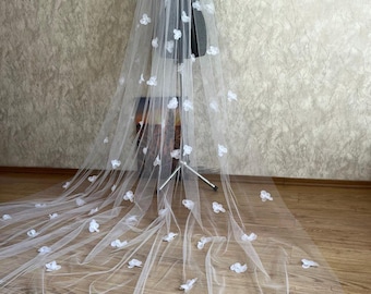 3D Floral Wedding Veil: Ivory Cathedral Veil with Pearls
