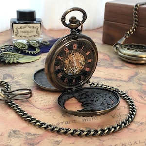 Vintage Mechanical Pocket Watch with Personalized Initials, Customized Engraving Pocket Watch, Anniversary Gift, Wedding Gift, Birthday Gift