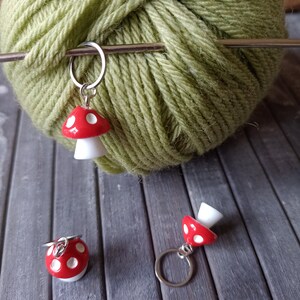 Stitch marker fly agaric, lucky charm image 3