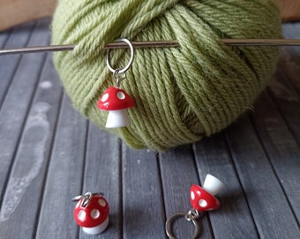 Stitch marker fly agaric, lucky charm