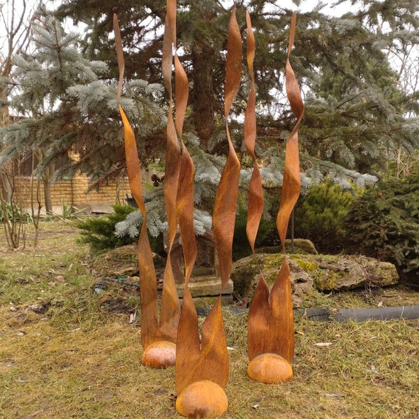 Rustikale Gartenkunst: 3er Set Große Metall Sumpf-Gräser Skulpturen - Wunderschöne Wind Tänzer! Entzückende Brisuren aus verwittertem Stahl