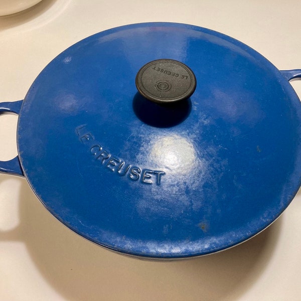 LE CREUSET cast iron pan, 2.5 liter, blue, in fair working condition