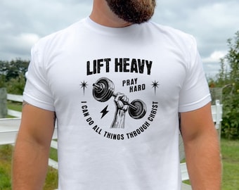 T-shirt Lift Heavy Pray Hard Comfort Colors®, copertura della pompa, copertura della pompa cristiana, camicia da allenamento cristiana, camicia da palestra, abbigliamento sportivo cristiano