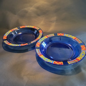 Kobaltblaue Art Deco Schüsseln von Arcoroc France Kobaltblaue Glasschüsseln (2er-Set) von IGOTYOUBABEVINTAGE