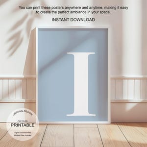 Arte de pared azul, póster con la letra I, decoración de habitación preppy, impresión inicial I, lindo arte de pared azul, impresión de una sola letra, decoración de dormitorio, arte de pared imprimible
