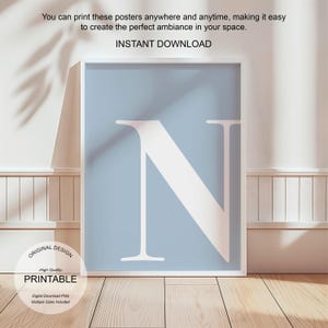 Arte de pared azul, póster con la letra N, decoración de habitación preppy, impresión inicial N, lindo arte de pared azul, impresión de una sola letra, decoración de dormitorio, arte de pared imprimible