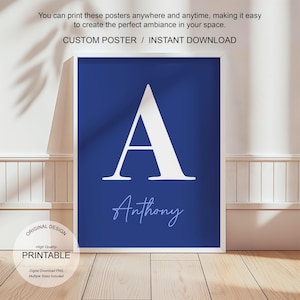 Póster de letras personalizado, arte de pared azul, monogramas imprimibles, impresión de nombre inicial, letras mayúsculas, arte de pared para guardería, monograma inicial personalizado