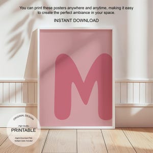 Arte de pared rosa, póster con la letra M, decoración de habitación preppy, impresión inicial M, lindo arte de pared rosa, impresión de una sola letra, decoración de dormitorio, arte de pared imprimible