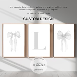 Könnte beinhalten: Drei druckbare Poster mit grauem Hintergrund. Die Poster zeigen einen grauen Buchstaben L, eine graue Schleife und eine graue Schleife. Der Text "ORIGINAL DESIGN", "High Quality", "PRINTABLE", "Digital Download PNG" und "Multiple Sizes Included" ist auf einem weißen Kreis gedruckt.