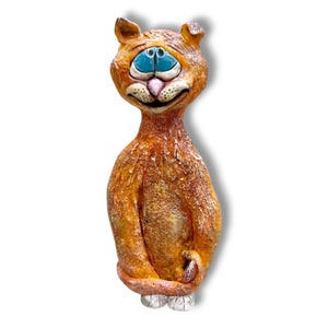 Cat, sculpted statuette