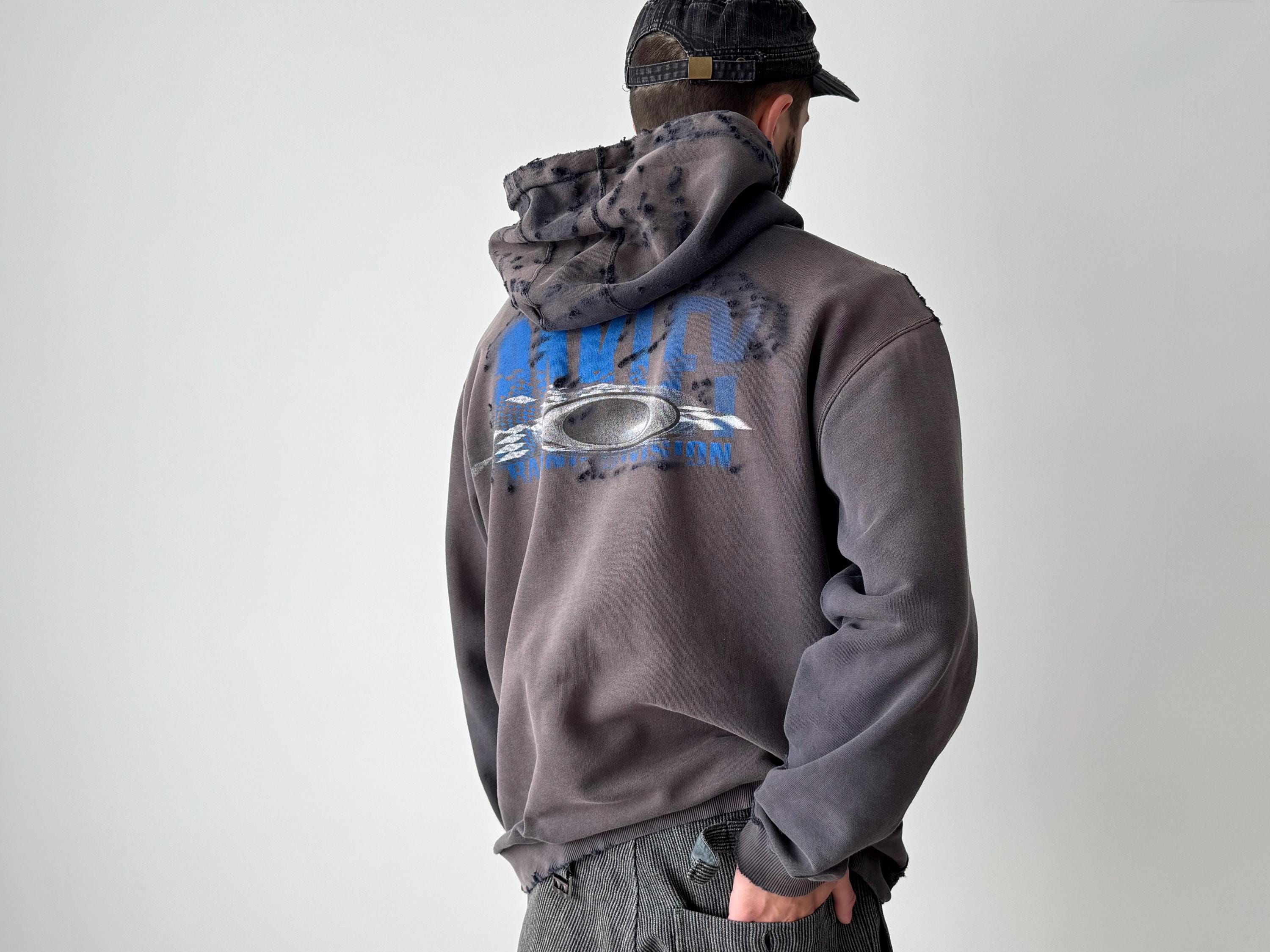 Vintage Oakley Hoodies - Etsy