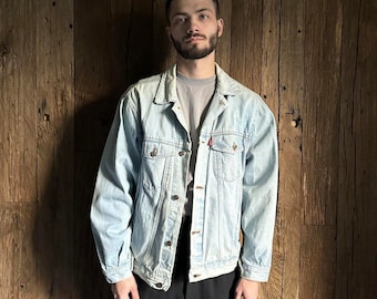 Men's Vintage American 1970s Levi’s Type 3 Handmade BIG E Faded Denim Jacket Light Blue Size L
