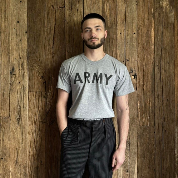 Military Vintage 70s US Army Logo Training Gray T-shirt Size