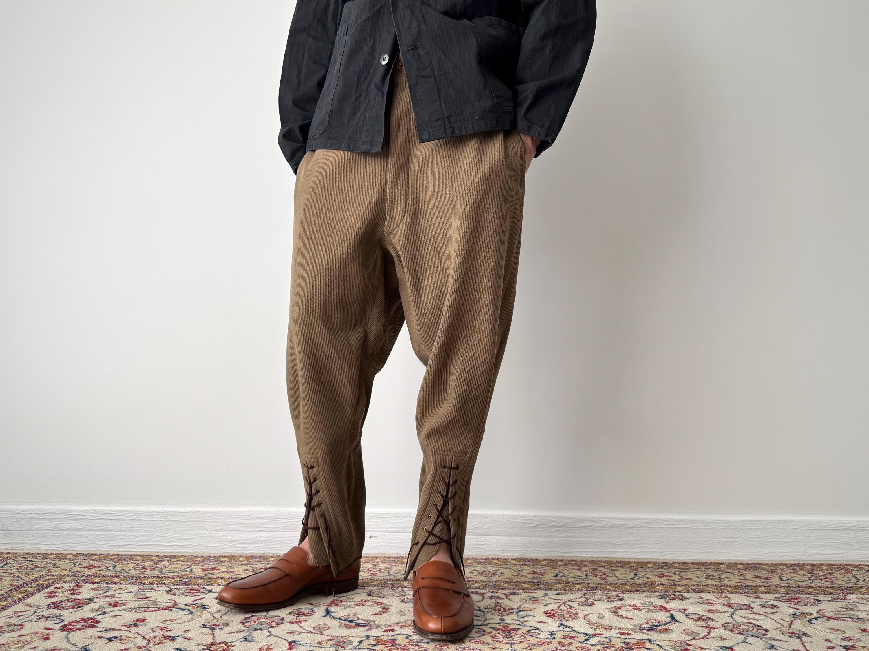 パンツ 1940s FRENCH VINTAGE PIQUE JODHPURS Vintage Black Jodhpur Riding Breech With Flare Leg and Foot