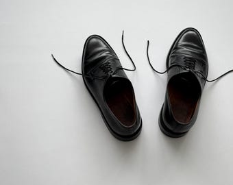 J.M. Weston 'Archive 592' Derby med slät tå, storlek UK 8.5 E