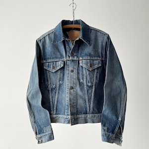 Rare Vintage Early USA 1960s Levi’s 557XX Type 3 ‘Big E’ Faded Distressed Denim Jacket - Retro Heritage Workwear American Fashion