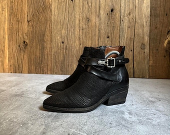 Italian Designer A.S.98 Women’s Avant Garde Leather Biker Ankle Black Boots Size EU 38 Zipper Mid Gothic, Boho, Boro Style RICK OWENS
