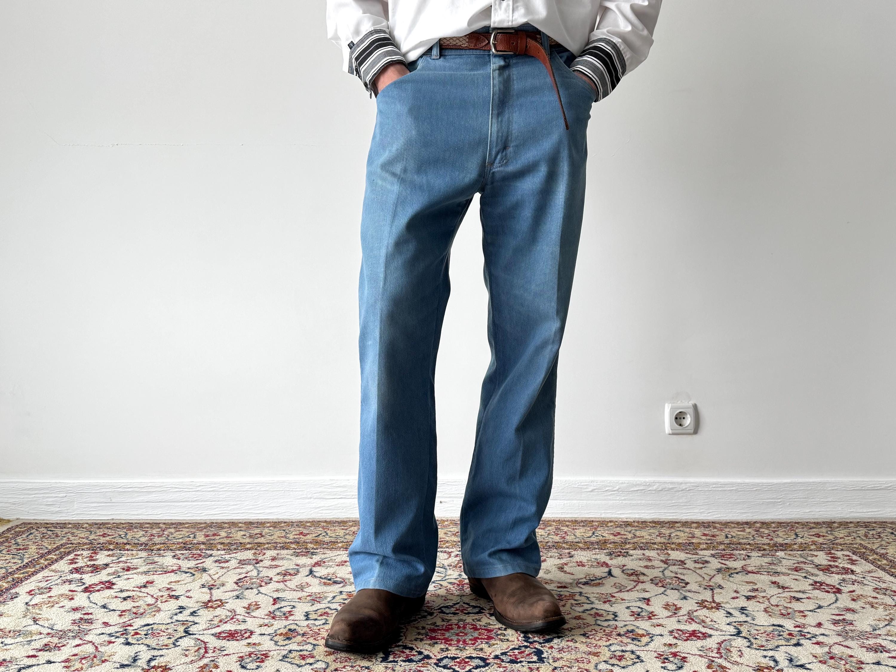 Jeans Wrangler Uomo Bootcut Rilassato - Taglio Cowboy | Comodi E Resistenti
