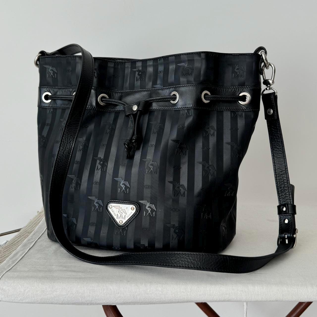 Schultertasche Maison Mollerus Tasche Bern Sulz Maison Mollerus