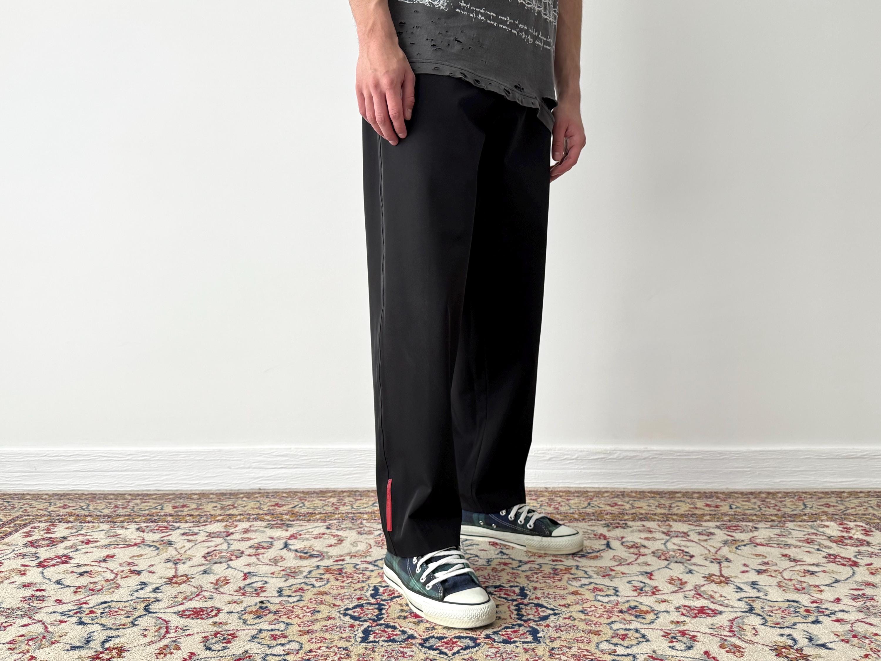 PRADA SPORT プラダスポーツ ダブルニー ナイロンパンツ 52 il_fullxfull.6964498379_ri44.jpg