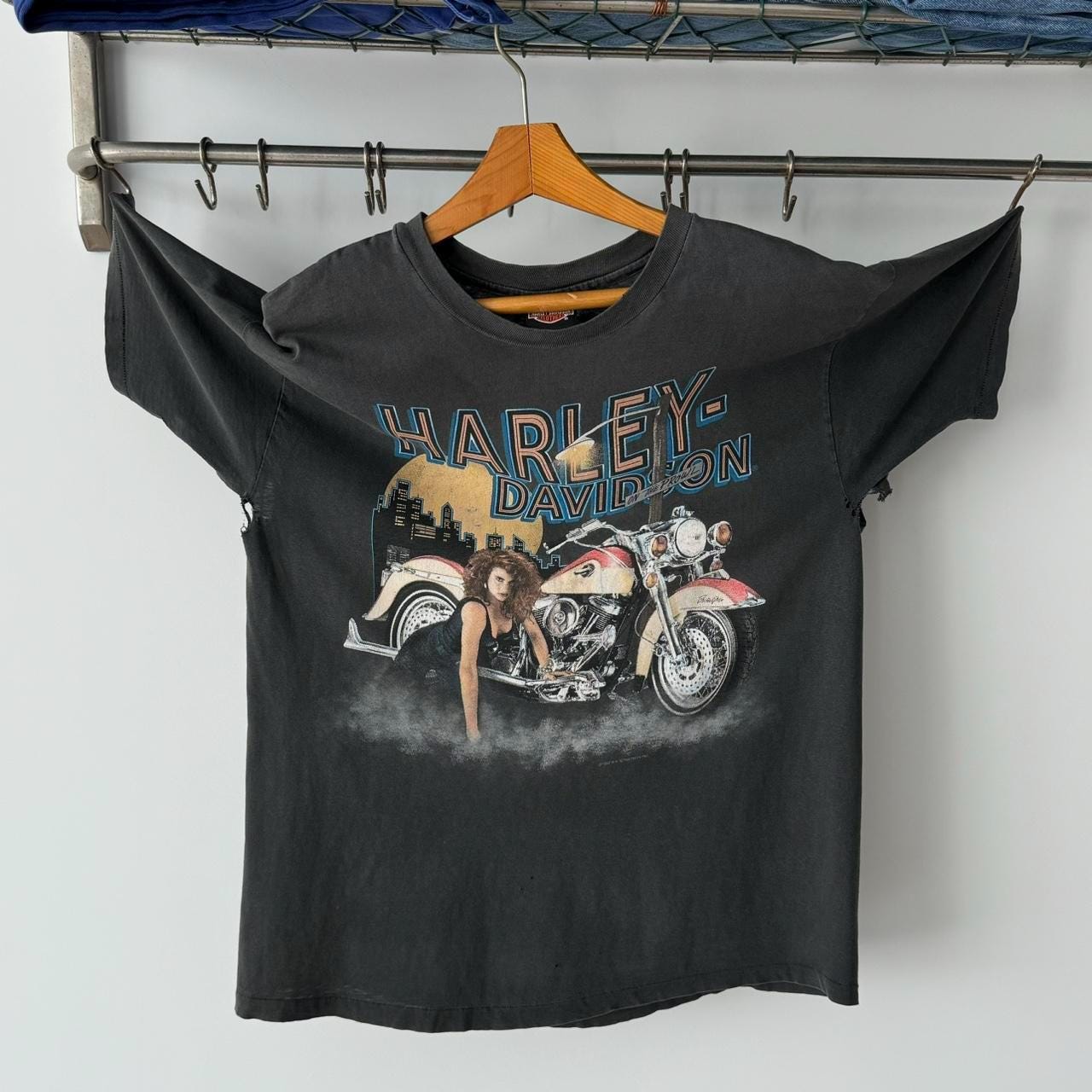 1995 Harley Tee - Etsy Canada 1995 Harley Tee - Etsy Canada