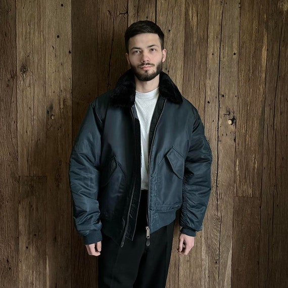 COOR CWU 抜けで Reversible Flight Bomber(Black)